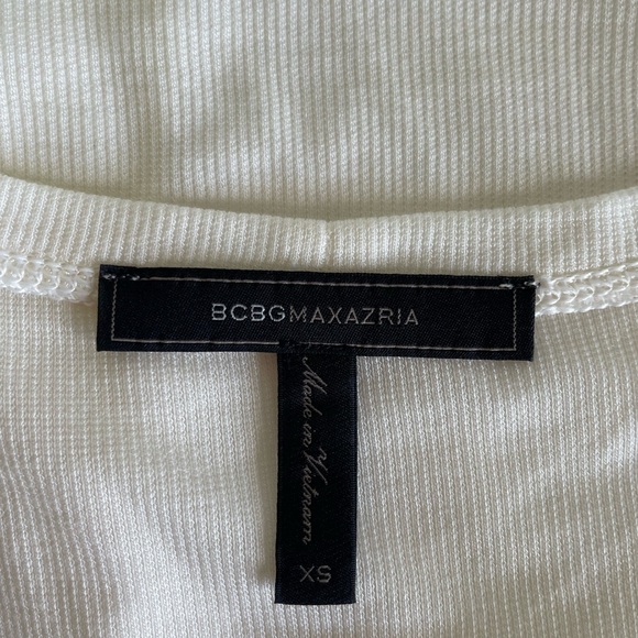 BCBGMaxazria Ivory Sleeveless Ruffle Top XS NWOT - Picture 4 of 5